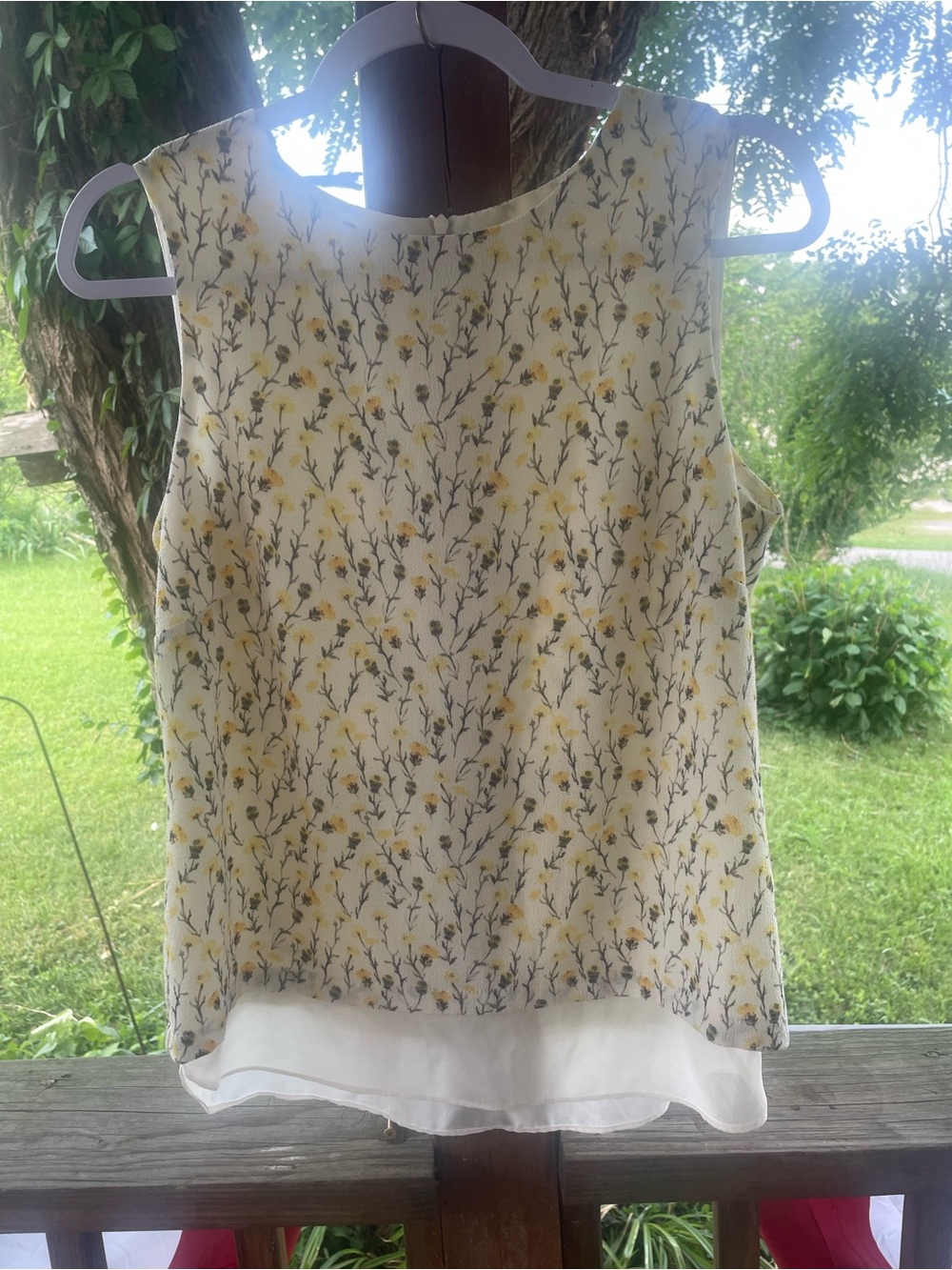 Rose & Olive Yellow Floral Layered Hem Sleeveless Floral Top